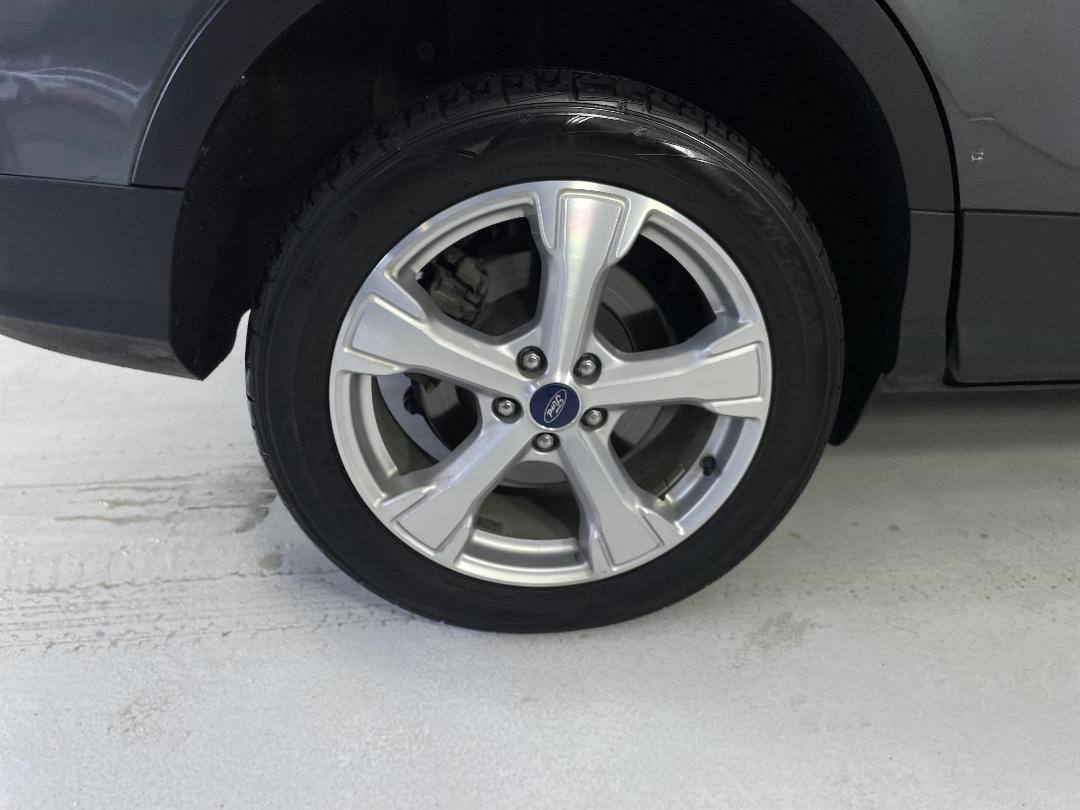 Photo '12' of Ford Escape Photo '12' of Ford Escape