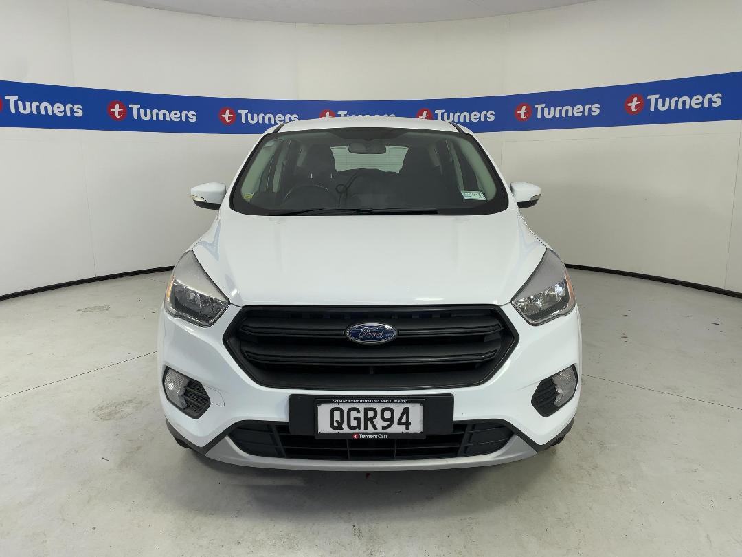 Photo '2' of Ford Escape