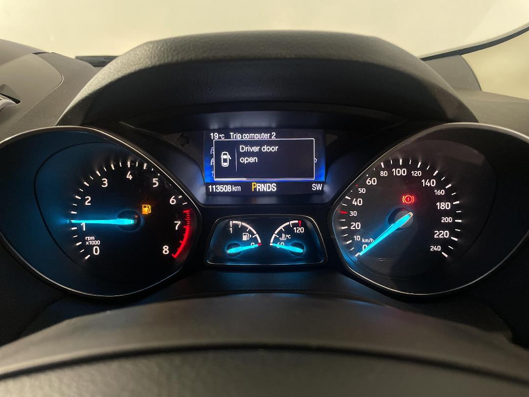 Photo '21' of Ford Escape