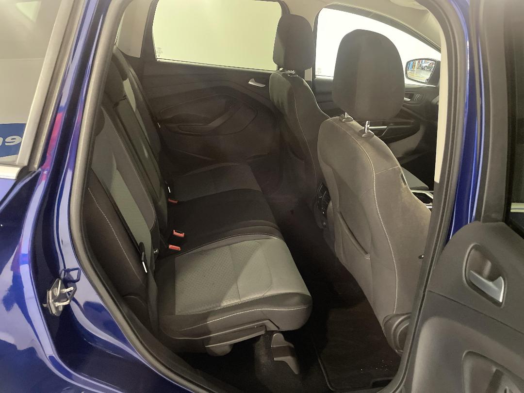 Photo '20' of Ford Escape