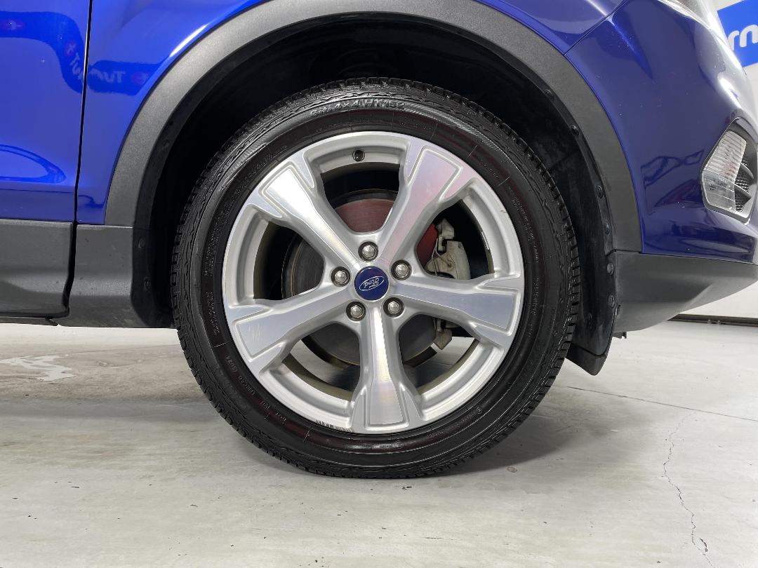 Photo '9' of Ford Escape