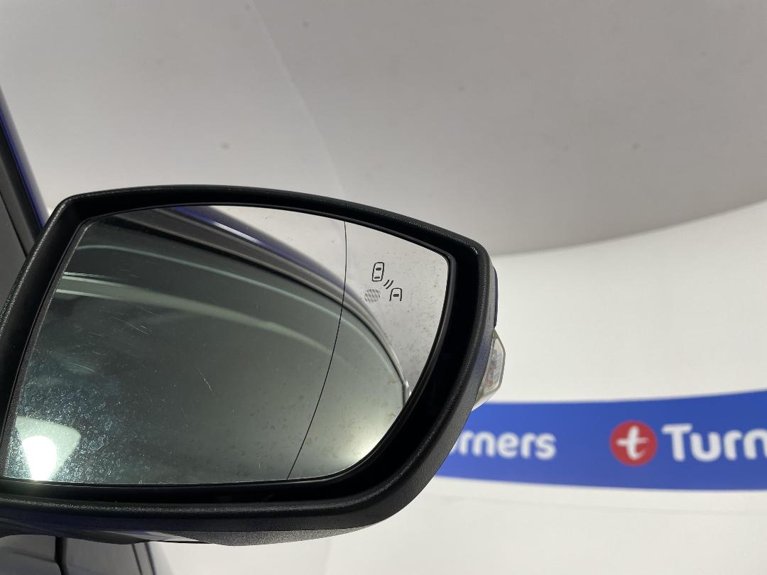 Photo '25' of Ford Escape