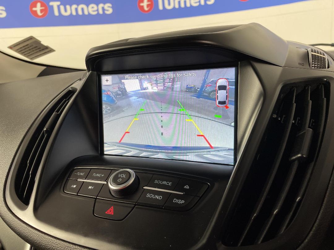 Photo '28' of Ford Escape