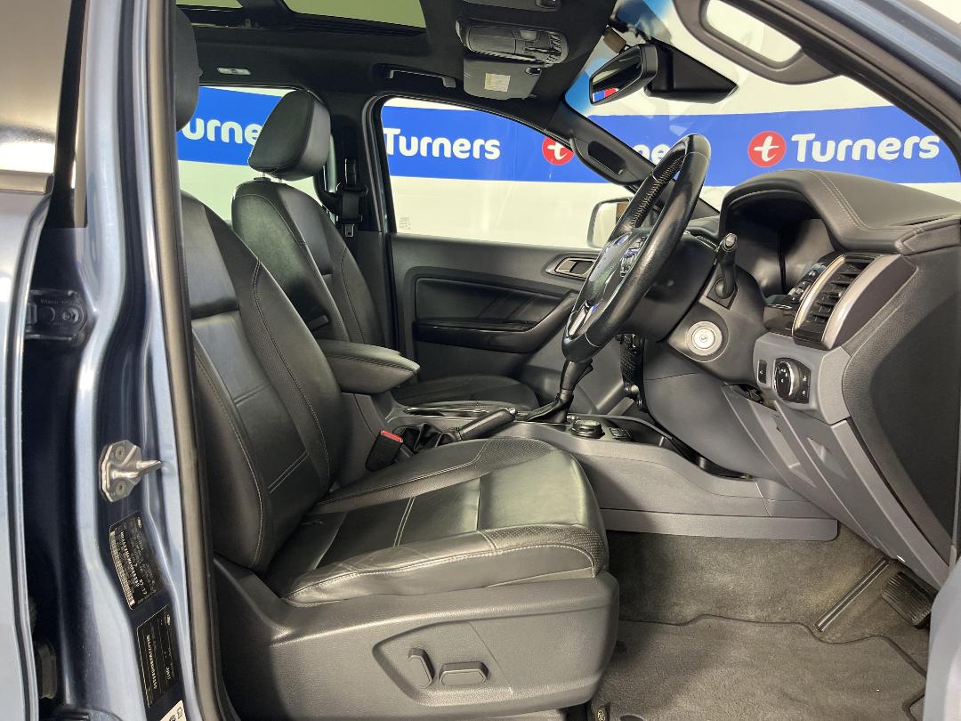 Photo '16' of Ford Everest Photo '16' of Ford Everest