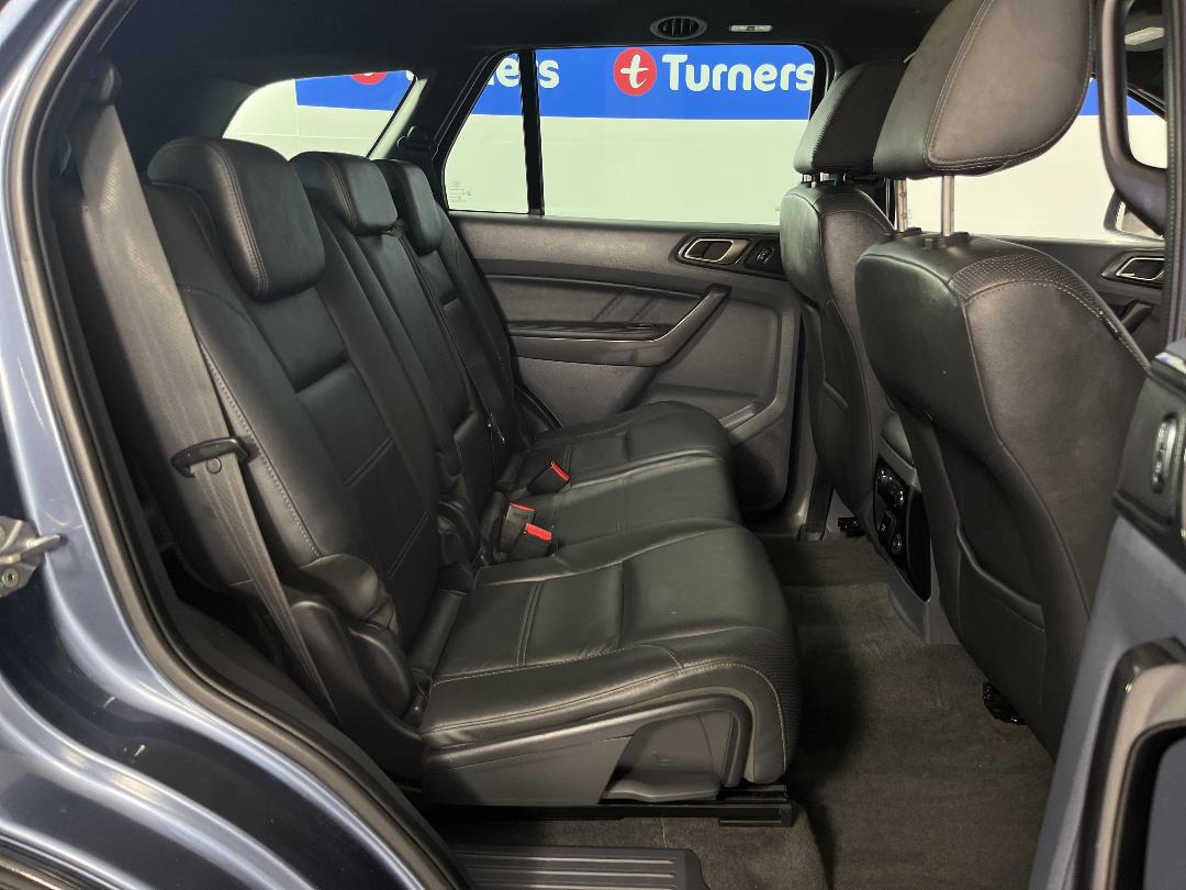 Photo '20' of Ford Everest Photo '20' of Ford Everest