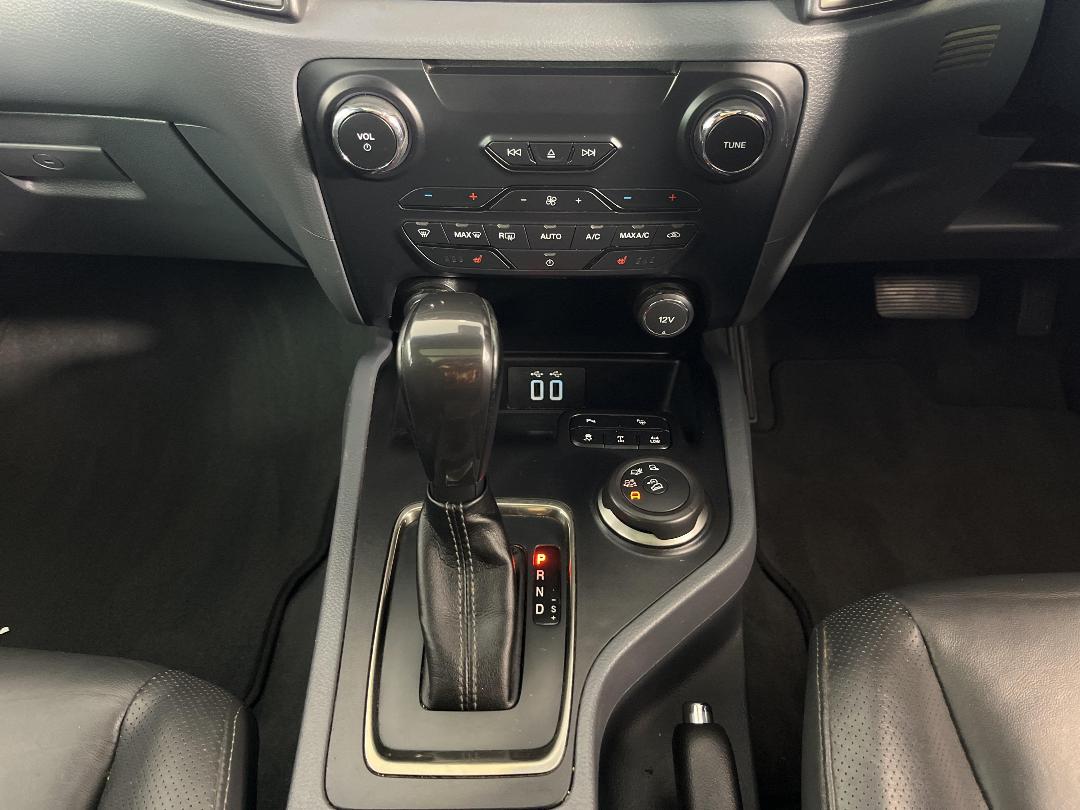 Photo '18' of Ford Everest Photo '18' of Ford Everest