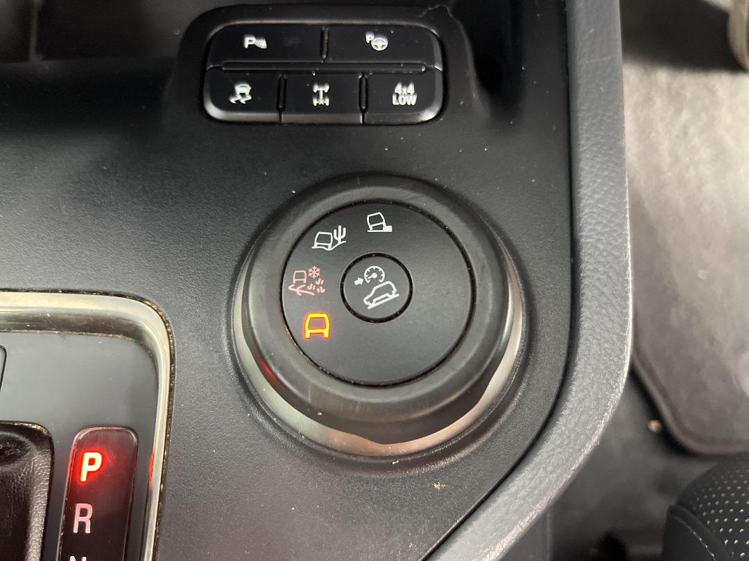 Photo '33' of Ford Everest Photo '33' of Ford Everest