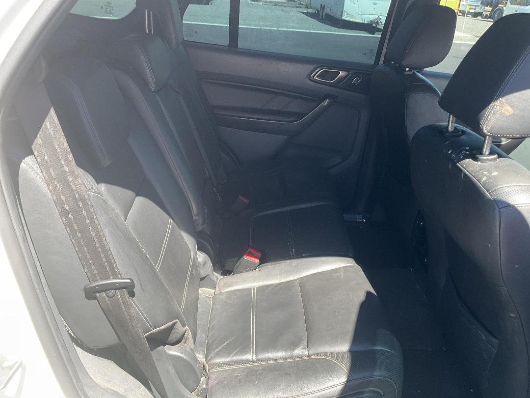 Photo '12' of Ford Everest Titanium