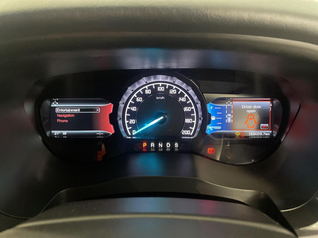 Photo '21' of Ford Everest