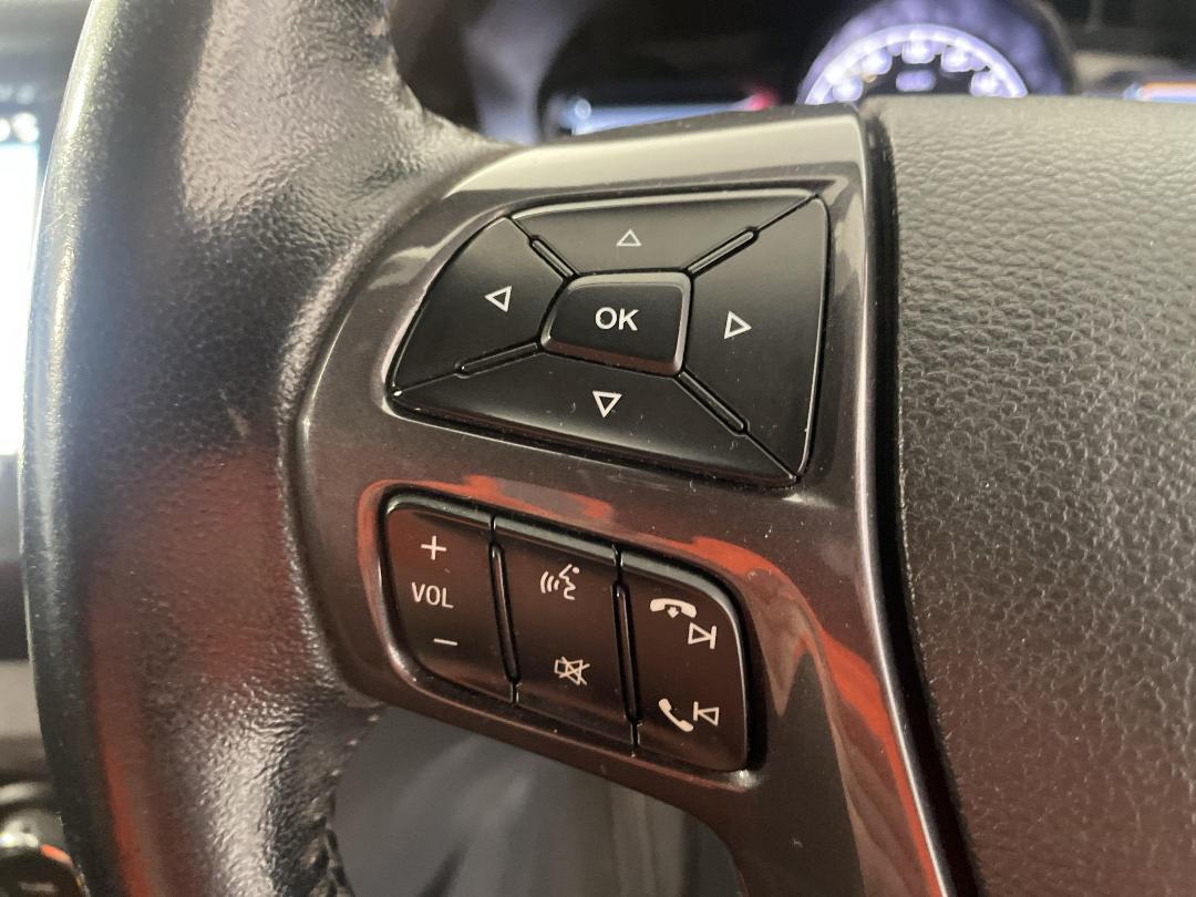 Photo '27' of Ford Everest