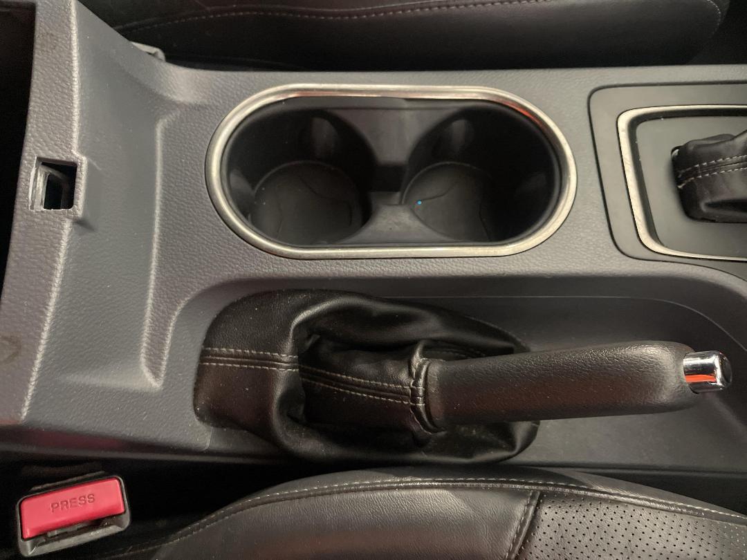 Photo '33' of Ford Everest