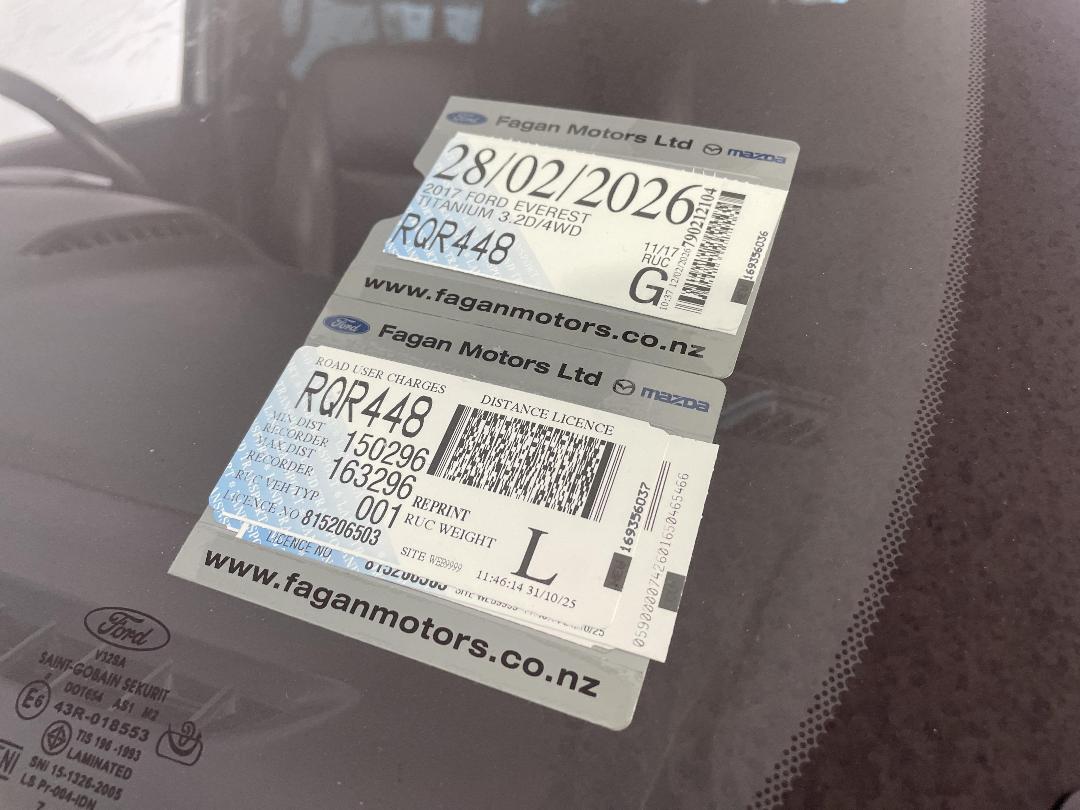 Photo '35' of Ford Everest