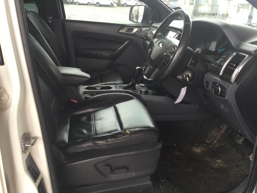 Photo '17' of Ford Everest Titanium