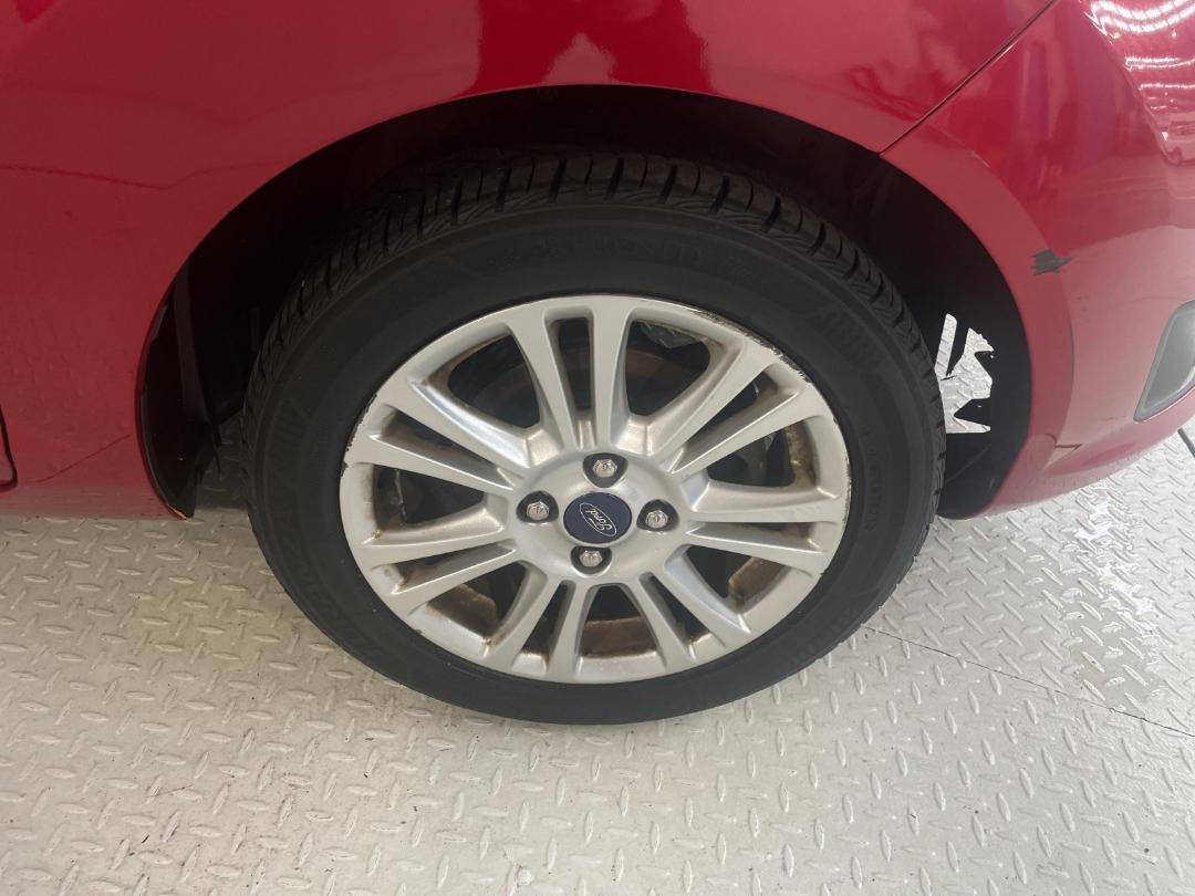 Photo '9' of Ford Fiesta Photo '9' of Ford Fiesta