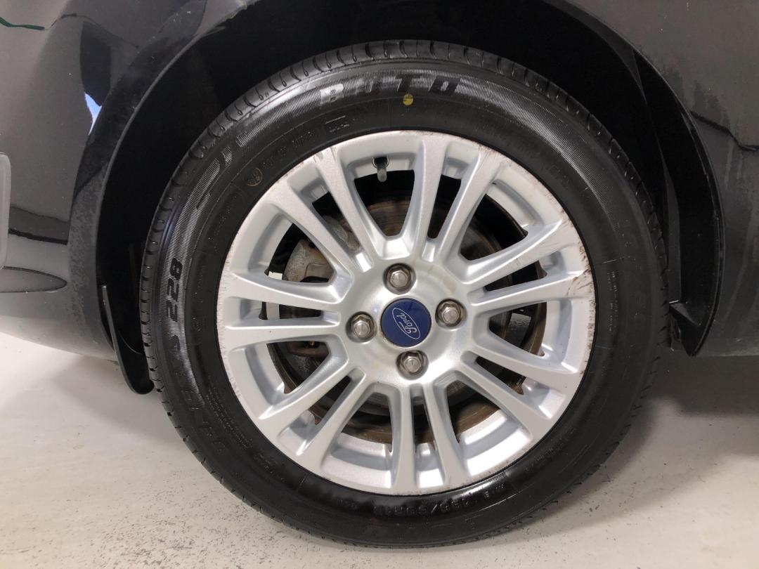 Photo '10' of Ford Fiesta Photo '10' of Ford Fiesta