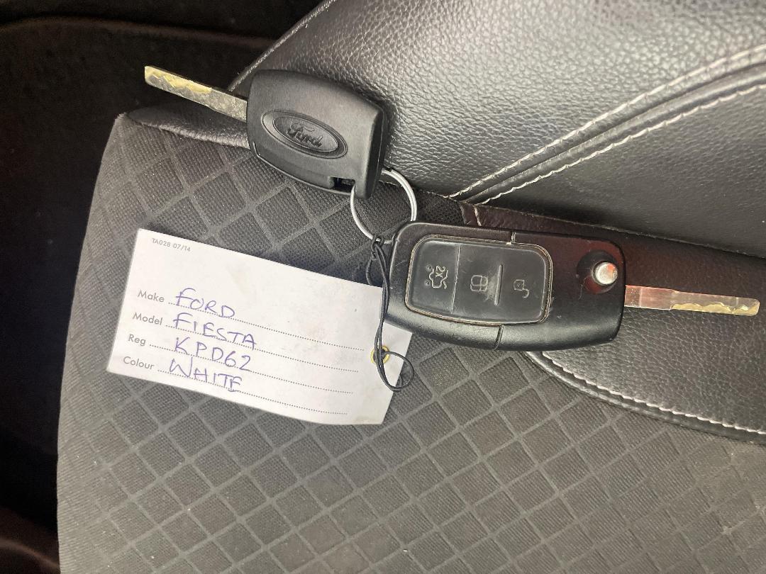 Photo '22' of Ford Fiesta