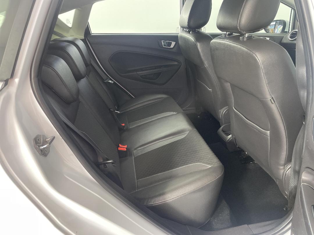 Photo '20' of Ford Fiesta