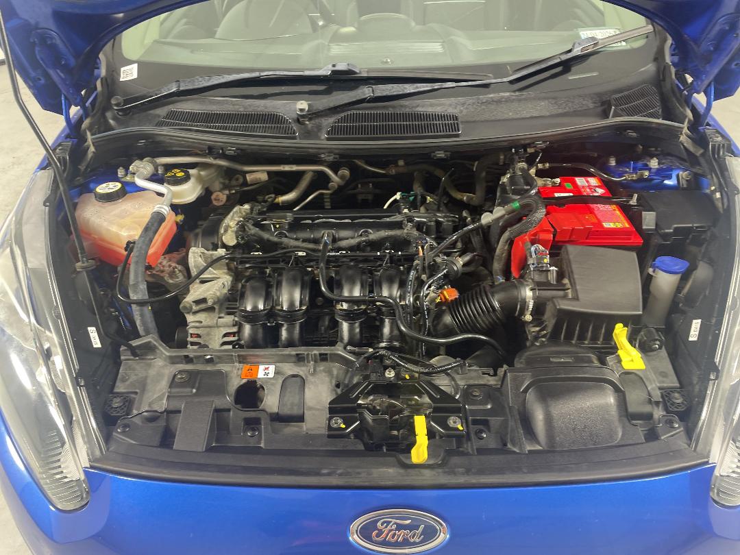 Photo '13' of Ford Fiesta