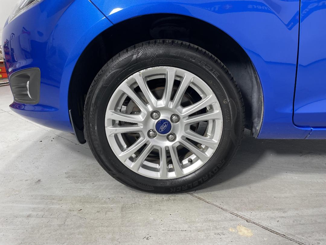 Photo '10' of Ford Fiesta