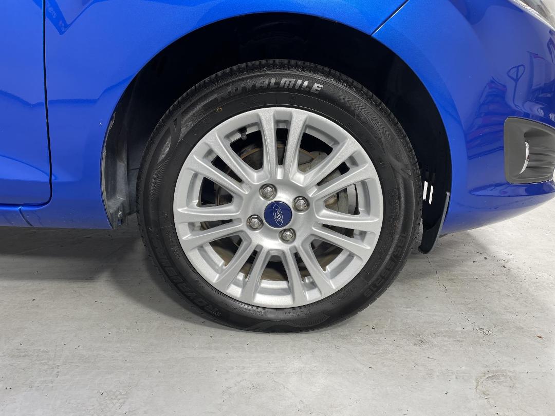 Photo '9' of Ford Fiesta