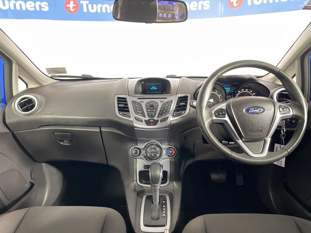 Photo '17' of Ford Fiesta