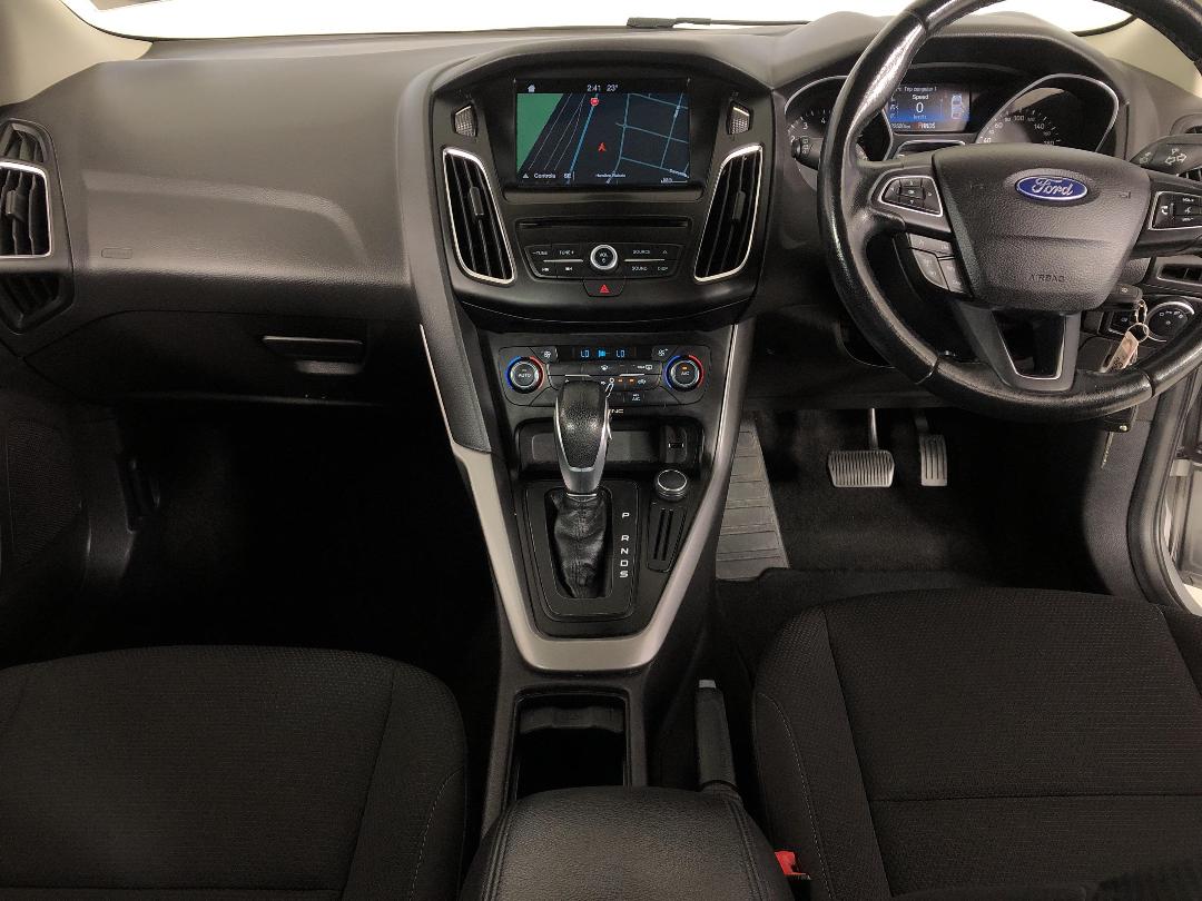 Photo '17' of Ford Focus Photo '17' of Ford Focus