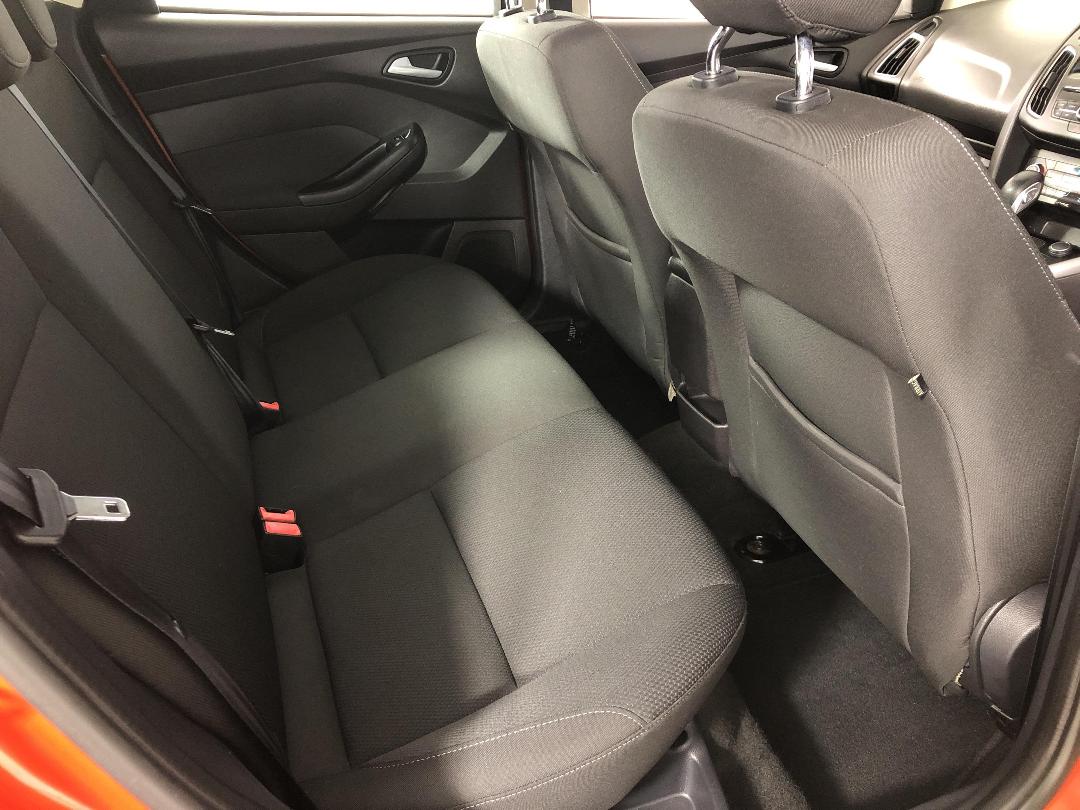 Photo '20' of Ford Focus