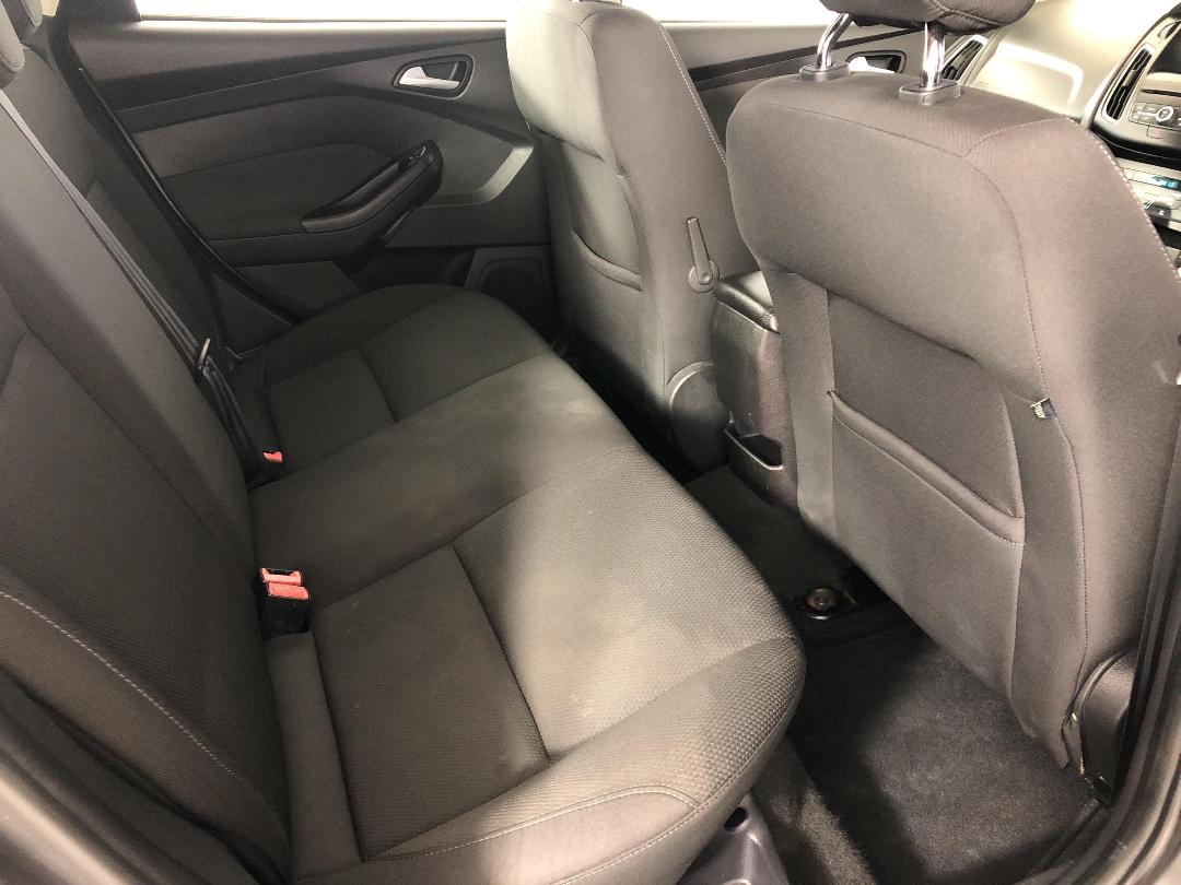 Photo '20' of Ford Focus