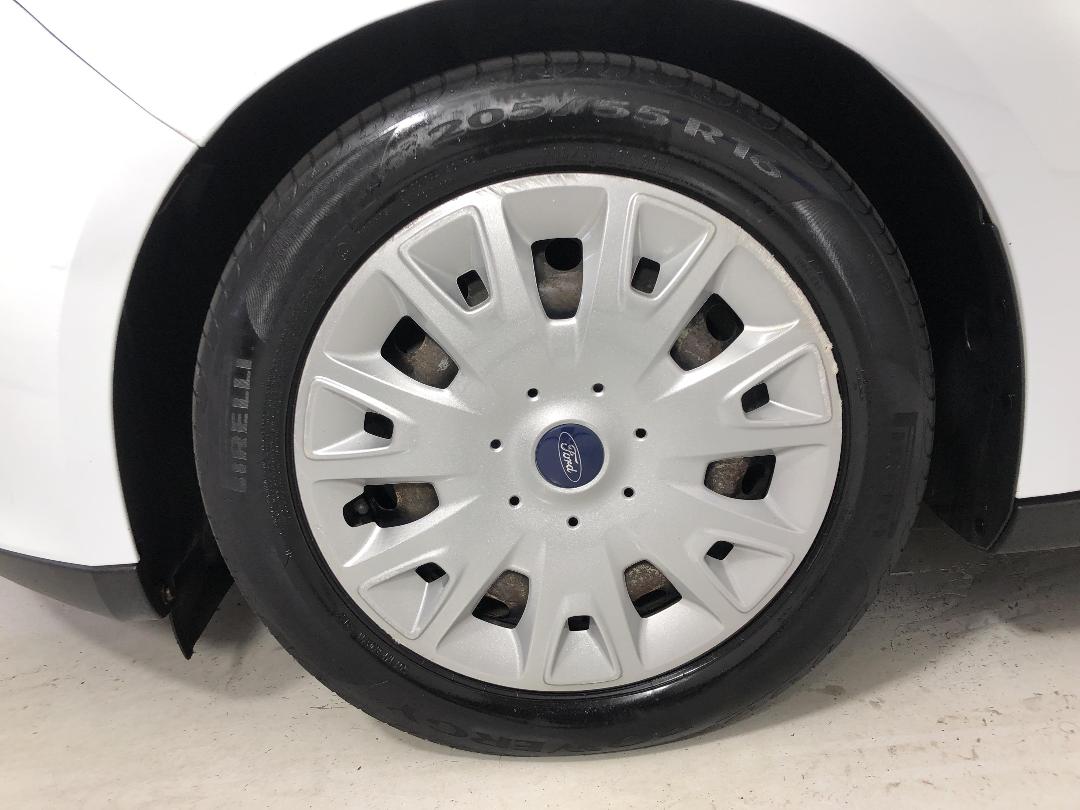 Photo '10' of Ford Focus Photo '10' of Ford Focus