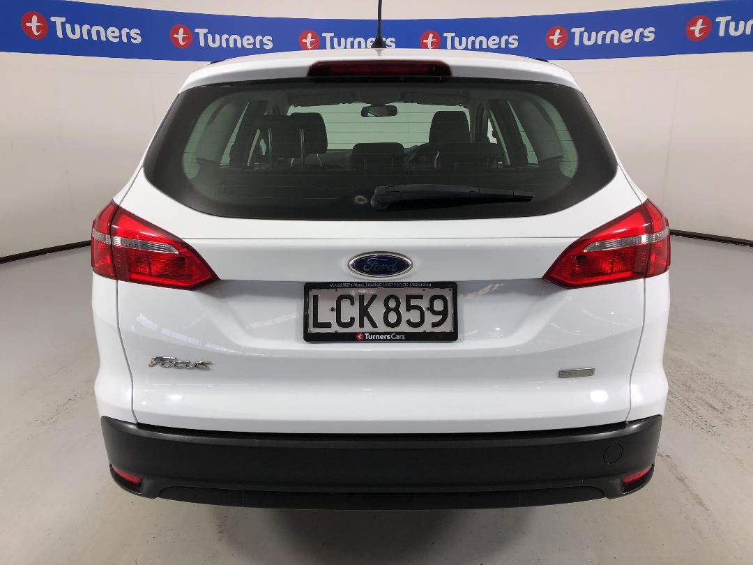 Photo '6' of Ford Focus Photo '6' of Ford Focus