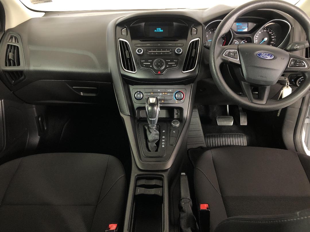 Photo '17' of Ford Focus Photo '17' of Ford Focus