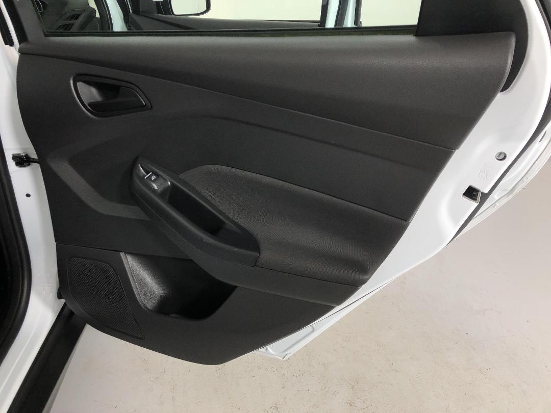 Photo '19' of Ford Focus Photo '19' of Ford Focus