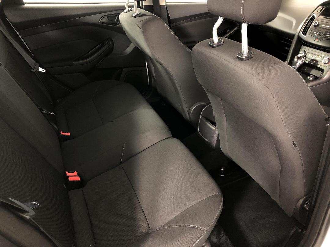 Photo '20' of Ford Focus Photo '20' of Ford Focus