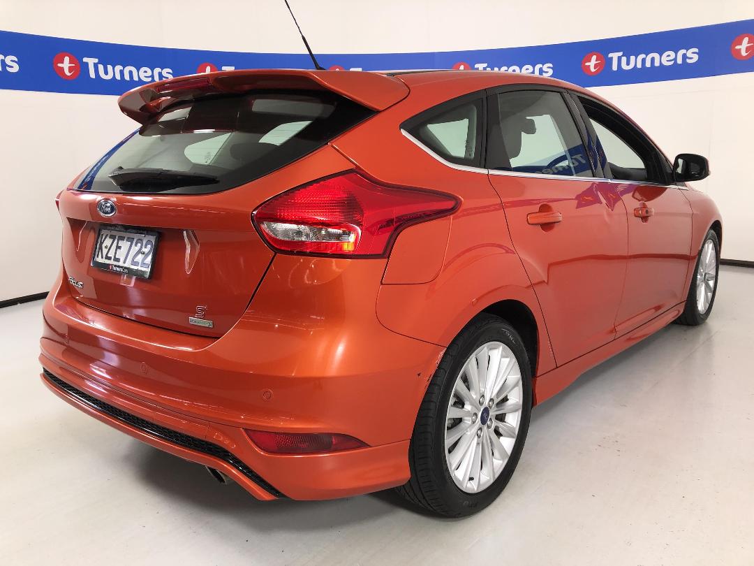 Photo '7' of Ford Focus