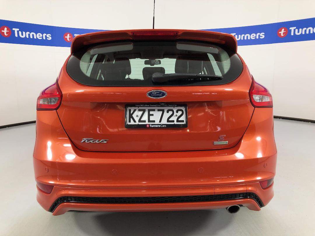 Photo '6' of Ford Focus