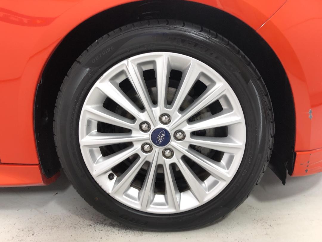 Photo '9' of Ford Focus