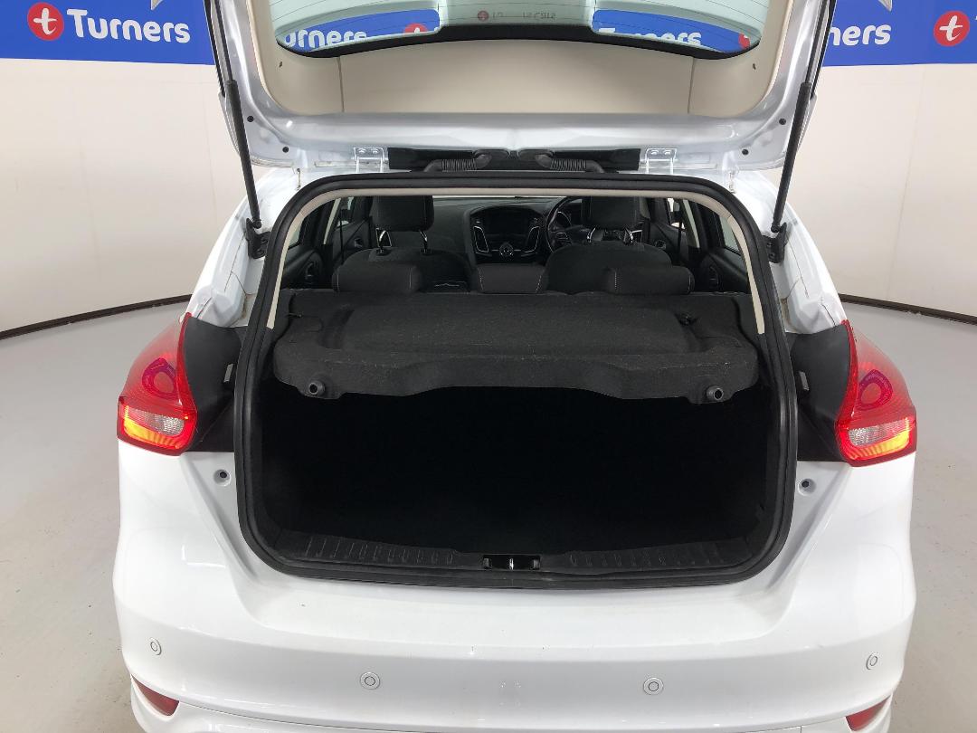 Photo '14' of Ford Focus