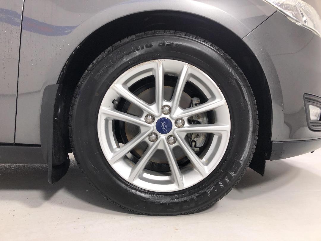 Photo '9' of Ford Focus