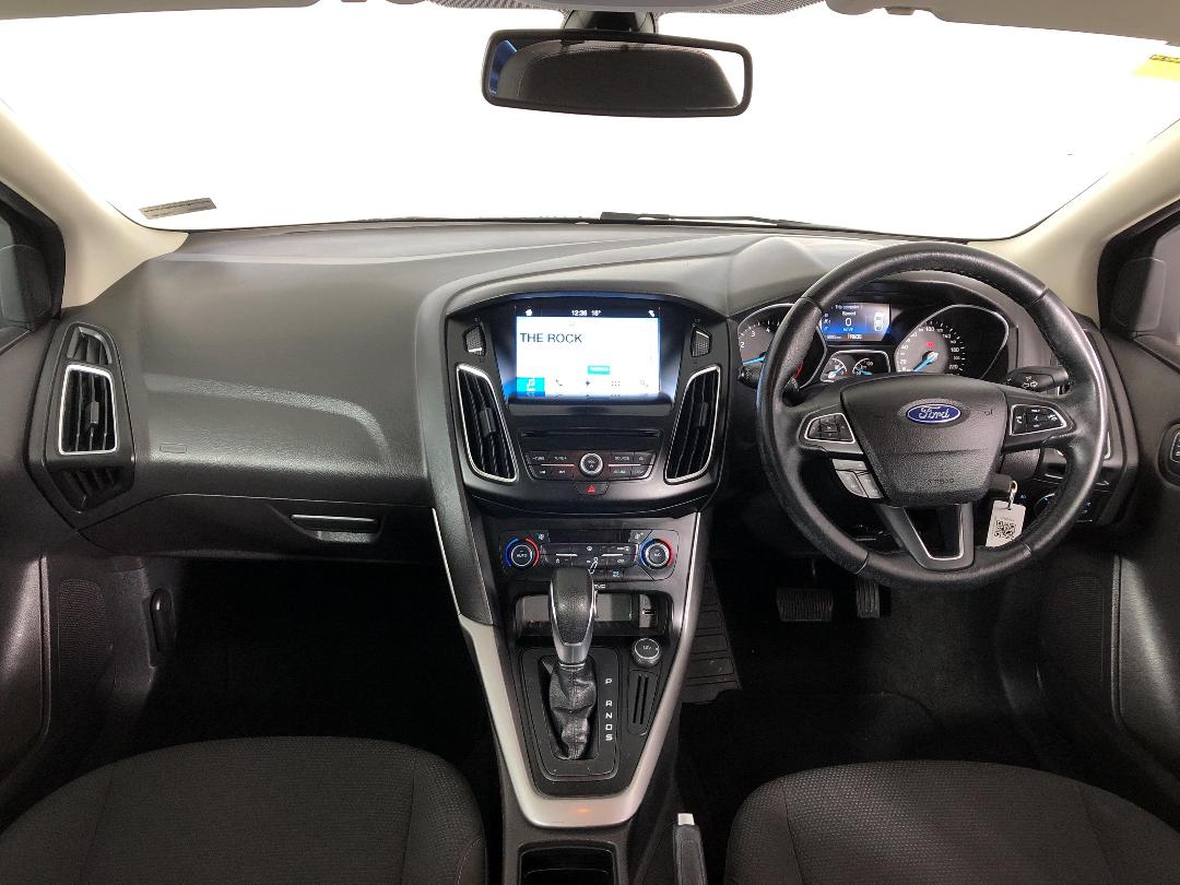 Photo '17' of Ford Focus