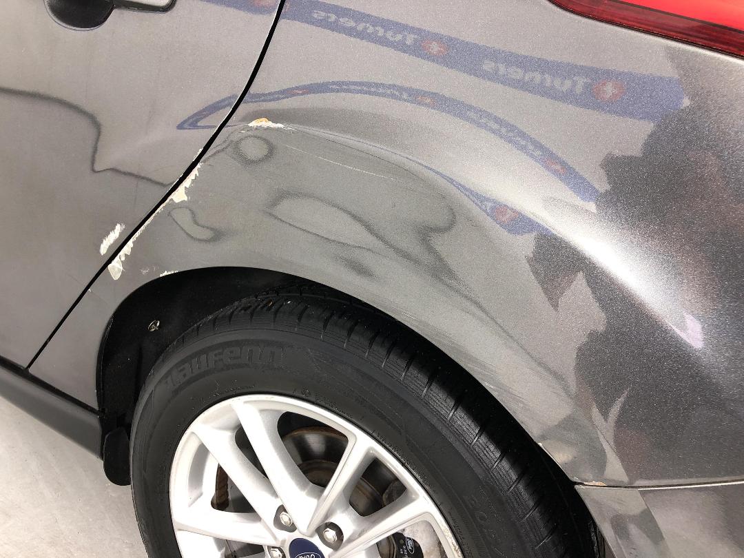 Photo '24' of Ford Focus