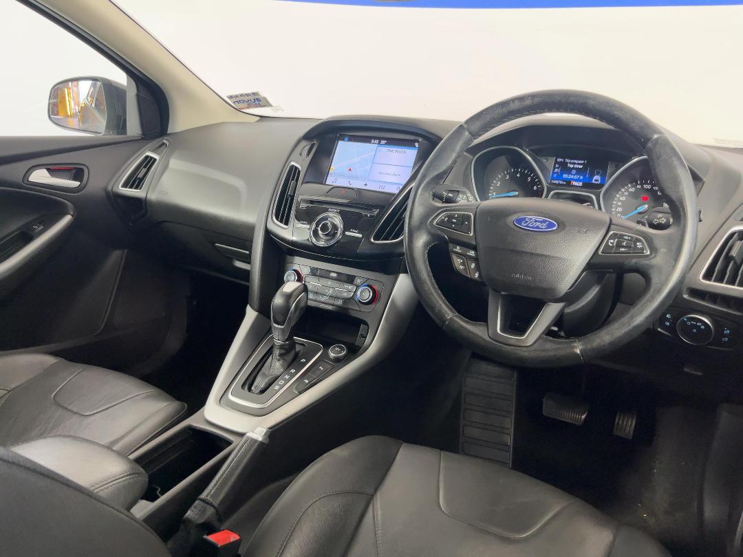 Photo '17' of Ford Focus