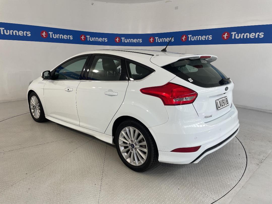 Photo '10' of Ford Focus Sport