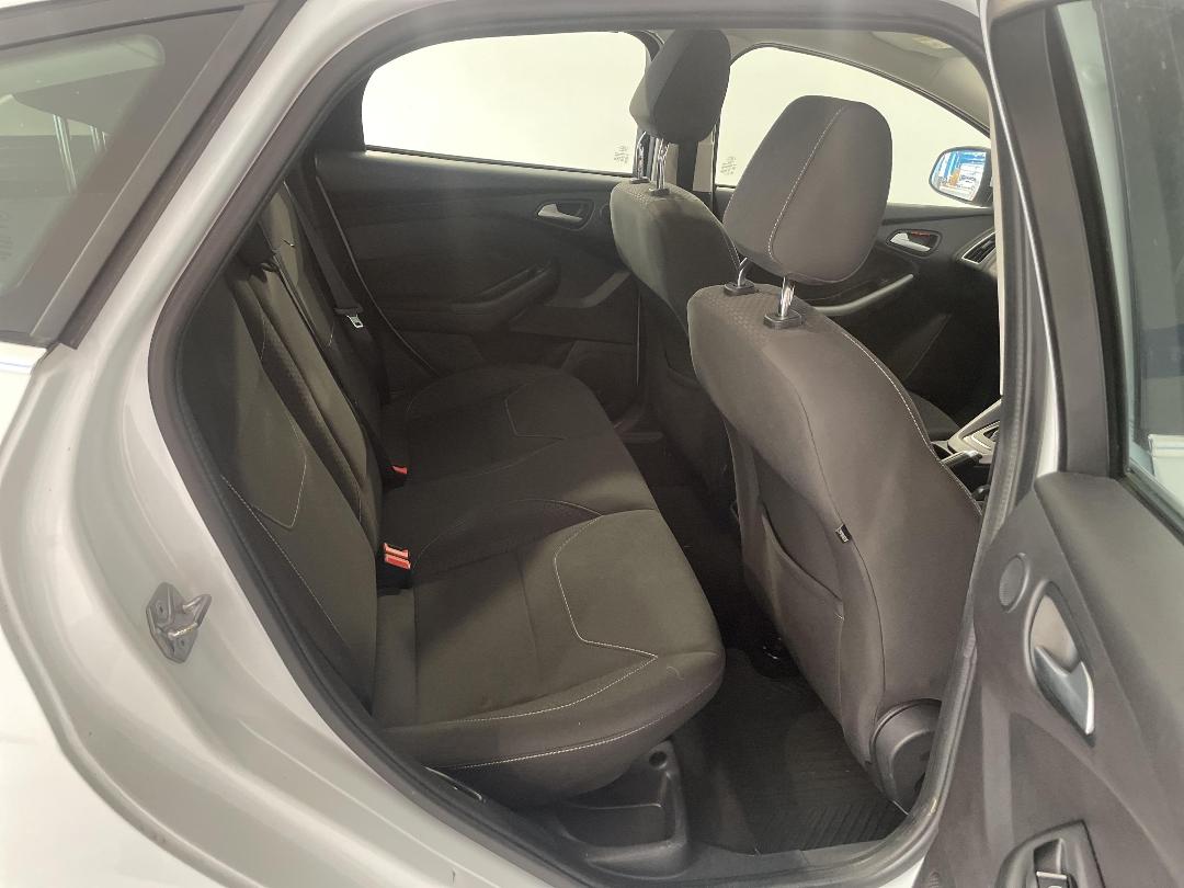 Photo '18' of Ford Focus Sport