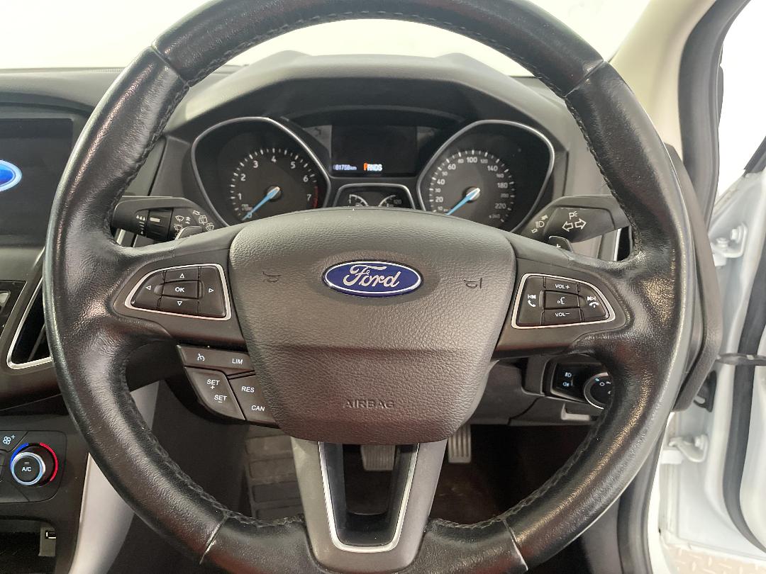 Photo '26' of Ford Focus Sport