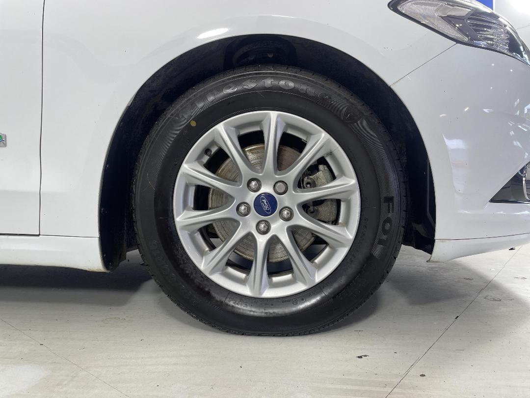 Photo '9' of Ford Mondeo