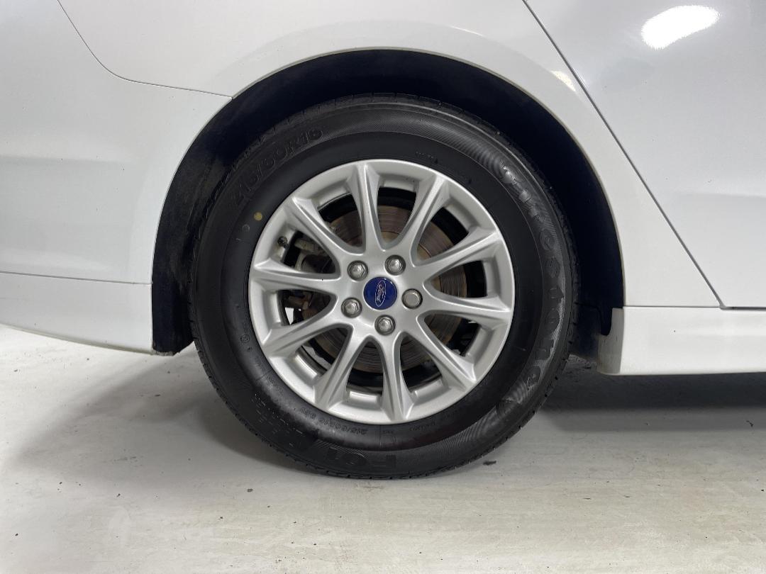 Photo '12' of Ford Mondeo