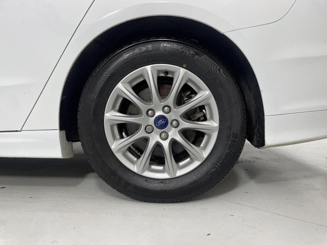 Photo '11' of Ford Mondeo