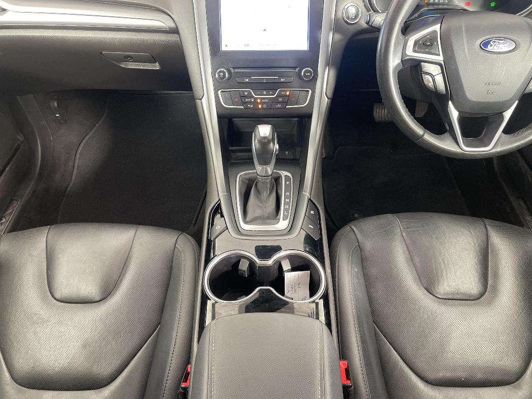 Photo '18' of Ford Mondeo