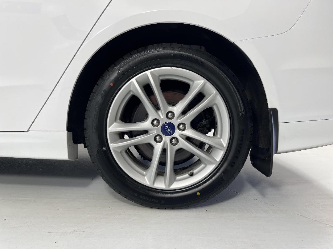 Photo '11' of Ford Mondeo