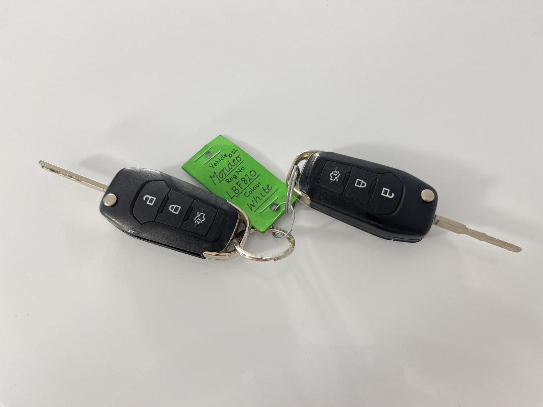 Photo '22' of Ford Mondeo